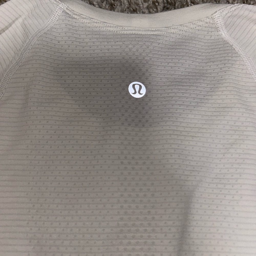 Lululemon White long sleeve swiftly long sleeve